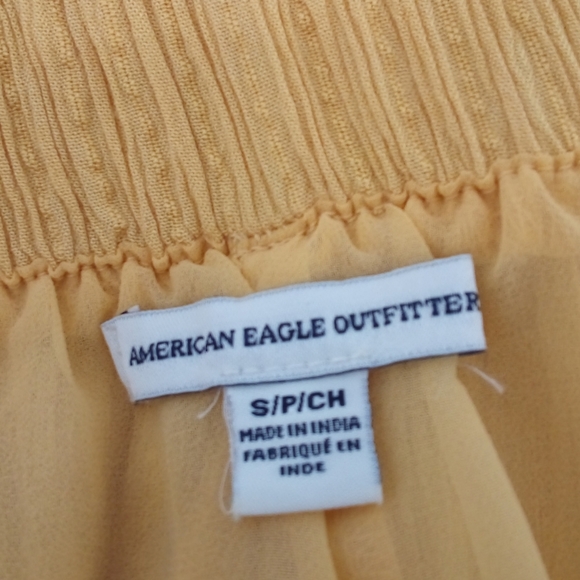 AEO Yellow Crape Jewled Lined Shorts Pull On Made in India S American Eagle - Picture 3 of 10
